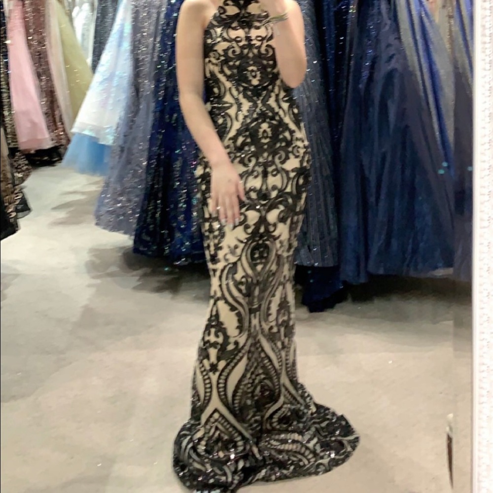 Brand New Prom Dress! - Picture 1 of 6